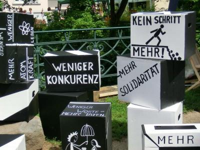 Installation der Arbeitsloseninitiative "weniger ist mehr"